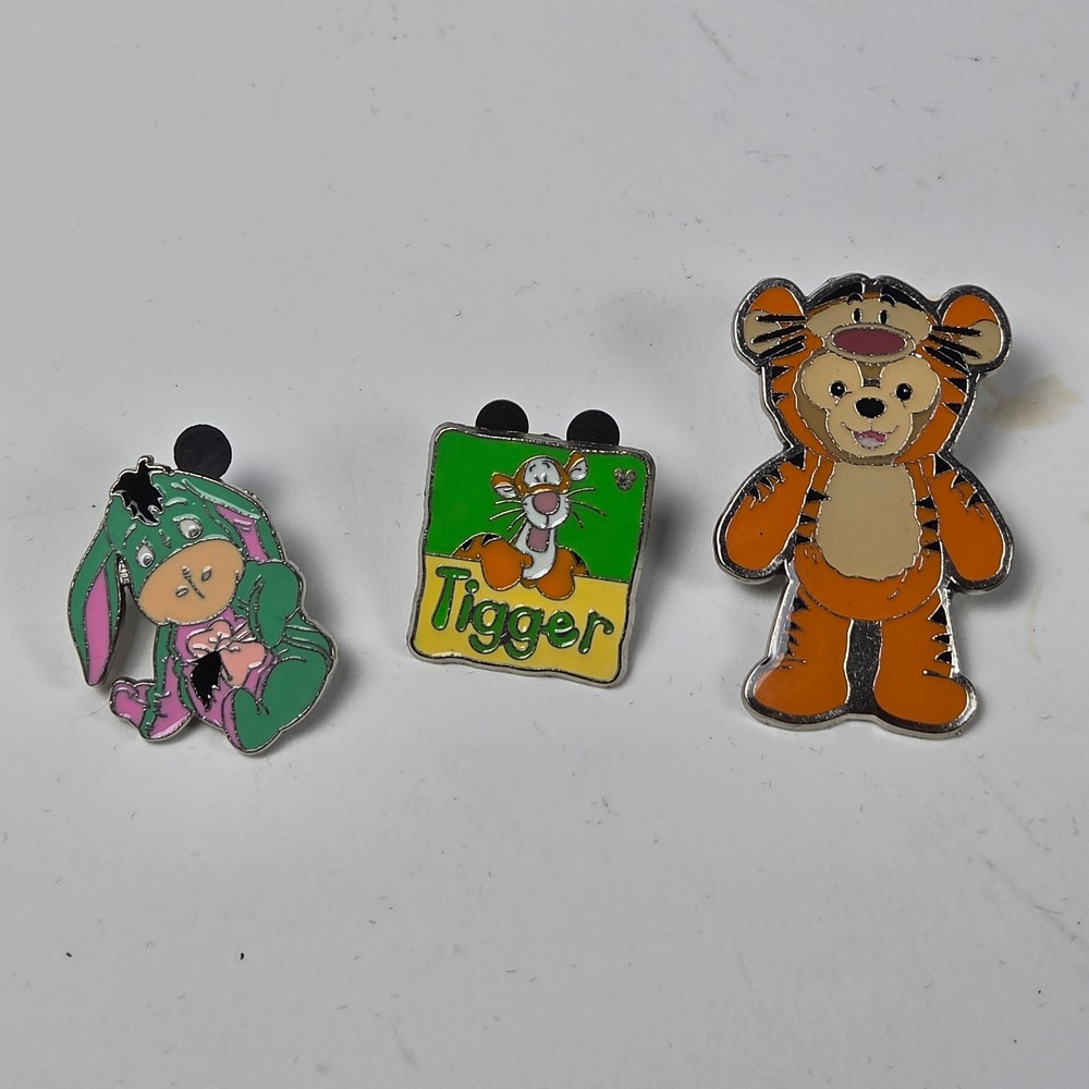 Disney Winnie the Pooh Pin Lot Tigger Eeyore Duffy Bear Hidden Mickey HKDL